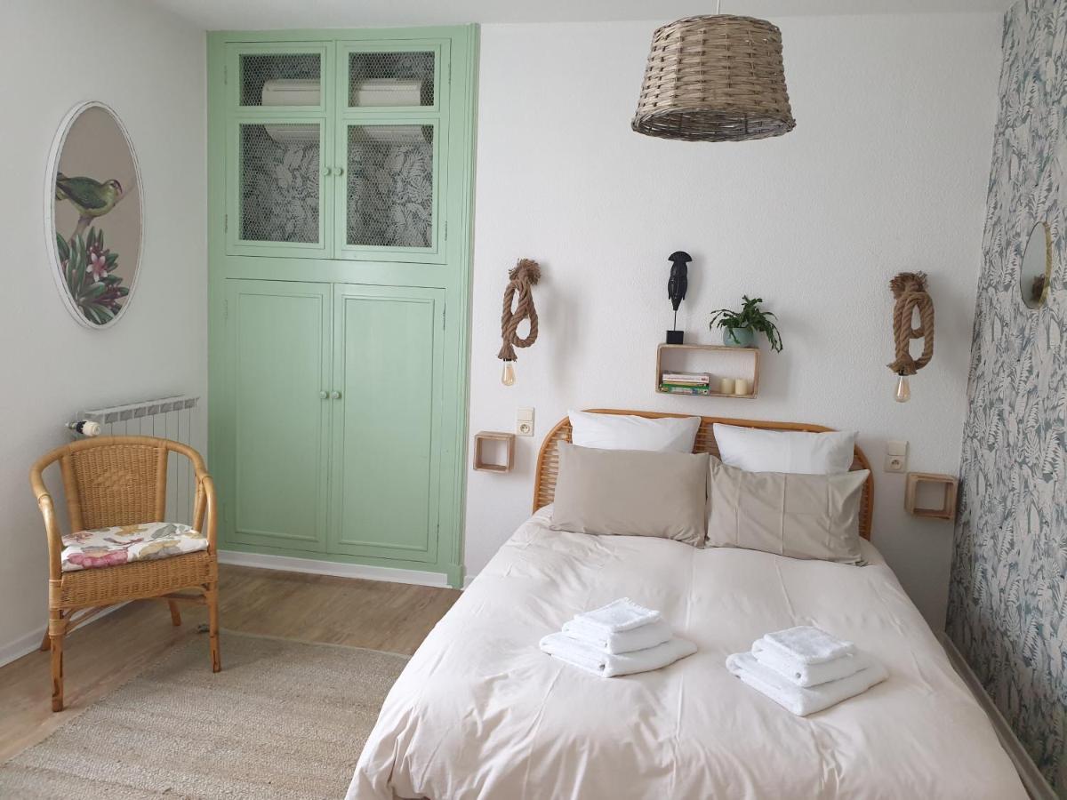 Chambres D'Hotes Et Gites- L'Abri Sous Roche Tautavel Dış mekan fotoğraf