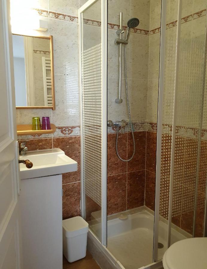 Chambres D'Hotes Et Gites- L'Abri Sous Roche Tautavel Dış mekan fotoğraf