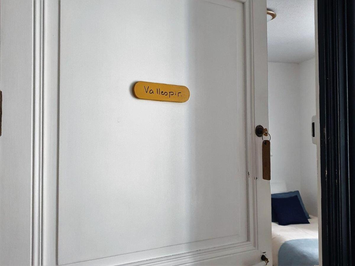 Chambres D'Hotes Et Gites- L'Abri Sous Roche Tautavel Dış mekan fotoğraf